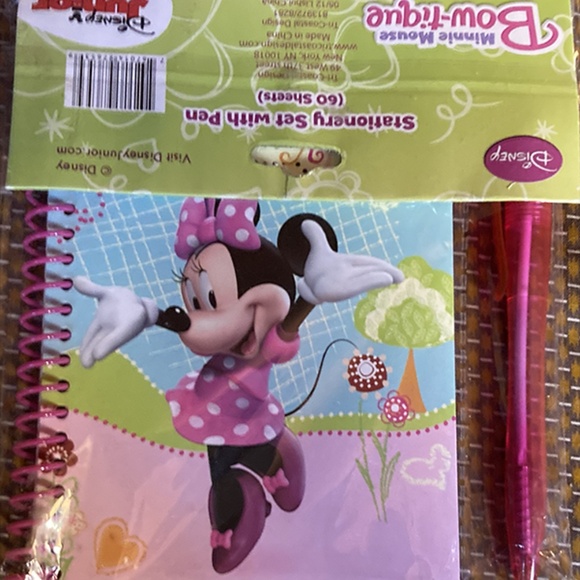 Hanukkah- Four Gifts - Ages 3+  Includes 2 Hanukkah & 2 Other Gifts - 4 gifts to - Picture 11 of 11